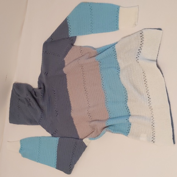Colorblock Sweater - Picture 6 of 8